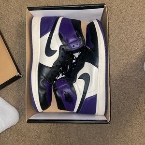 Retro Air Jordan 1 Court Purple